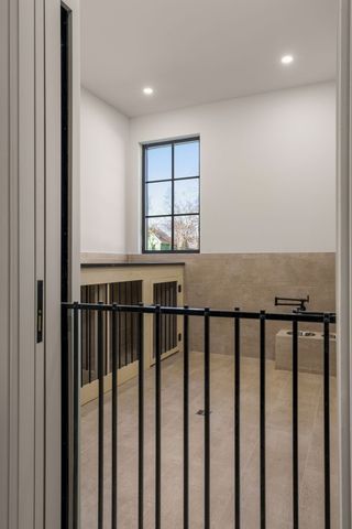 325 Gun Club Rd, Nashville, TN 37205