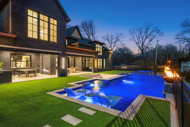 325 Gun Club Rd, Nashville, TN 37205