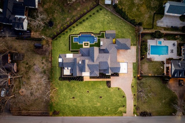 325 Gun Club Rd, Nashville, TN 37205