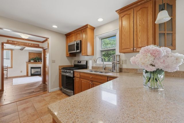 9 Thayer Avenue, Auburn, MA 01501