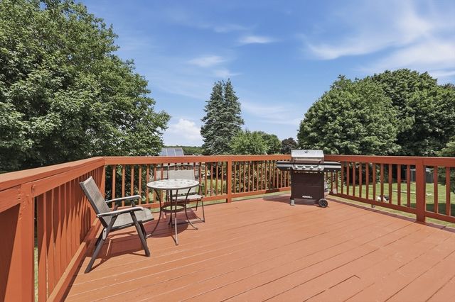 9 Thayer Avenue, Auburn, MA 01501