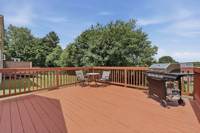 9 Thayer Avenue, Auburn, MA 01501