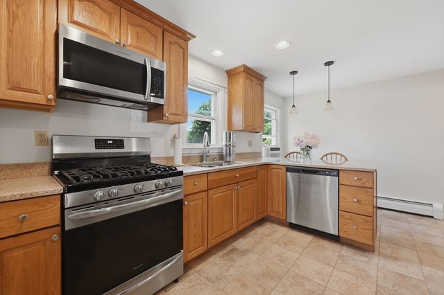 9 Thayer Avenue, Auburn, MA 01501