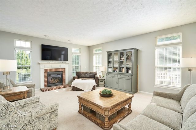 31 Westwick Way, Copley, OH 44321