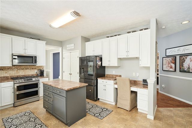 31 Westwick Way, Copley, OH 44321