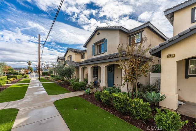 507 Villa Way, Colton, CA 92324