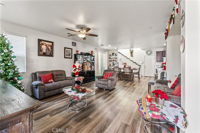 507 Villa Way, Colton, CA 92324