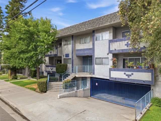 6245 Woodman Avenue 209, Valley Glen, CA 91401