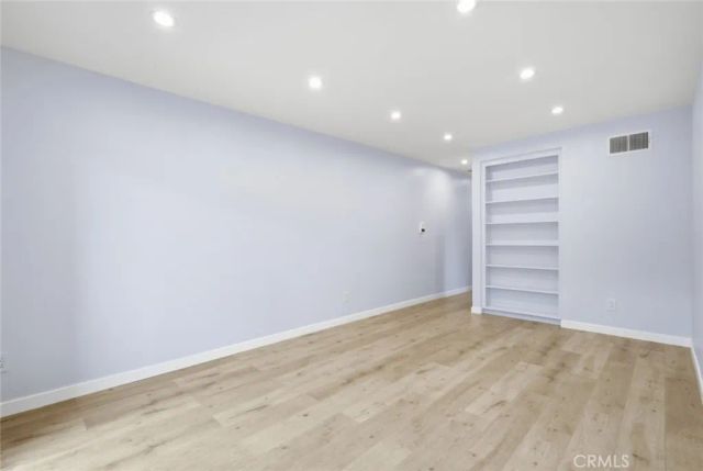 6245 Woodman Avenue 209, Valley Glen, CA 91401
