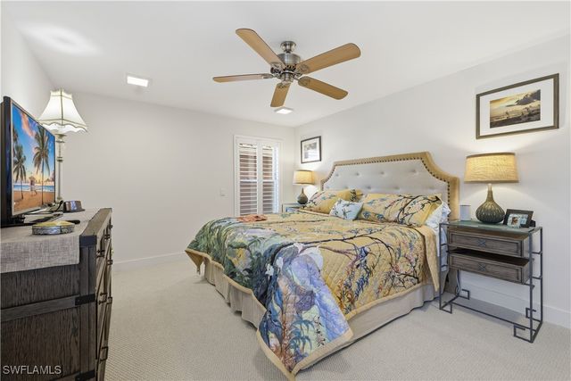 1910 Gulf Shore BLVD N 208, Naples, FL 34102