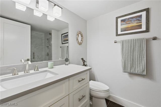 1910 Gulf Shore BLVD N 208, Naples, FL 34102