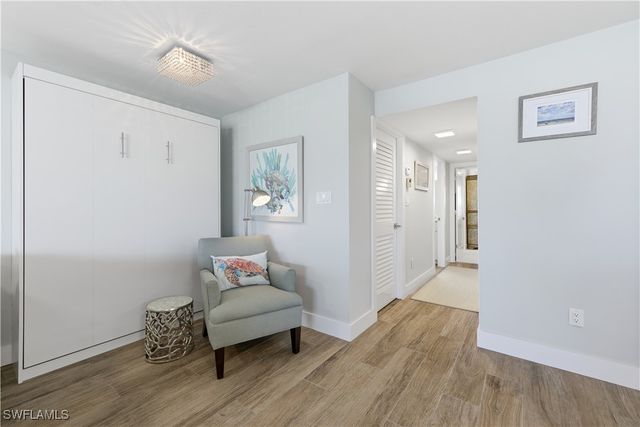 1910 Gulf Shore BLVD N 208, Naples, FL 34102