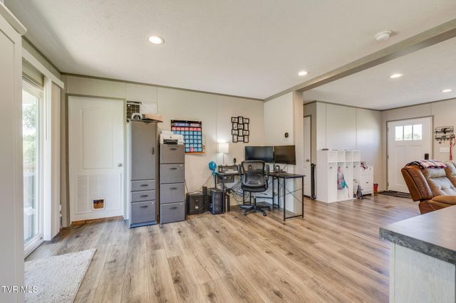 215 Wayland Boulevard, Bulls Gap, TN 37711