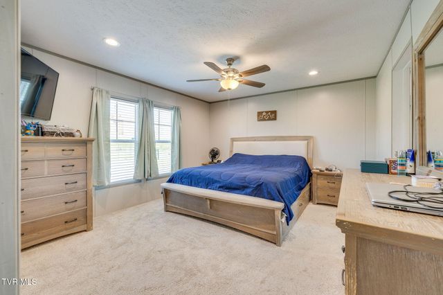 215 Wayland Boulevard, Bulls Gap, TN 37711