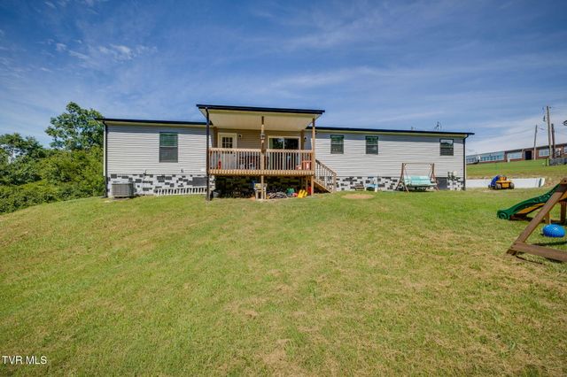 215 Wayland Boulevard, Bulls Gap, TN 37711