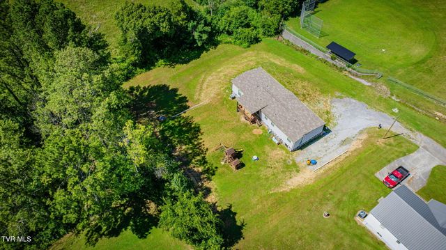 215 Wayland Boulevard, Bulls Gap, TN 37711