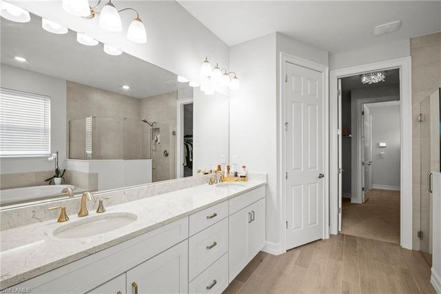 28041 Captiva Shell LOOP, Bonita Springs, FL 34135