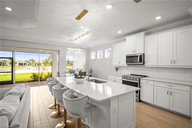 28041 Captiva Shell LOOP, Bonita Springs, FL 34135