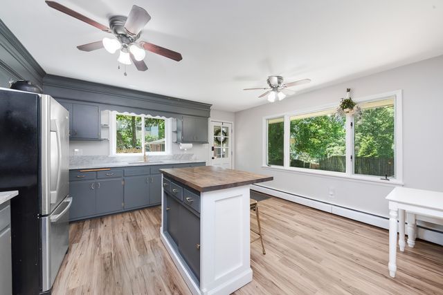 409 S Hamilton Street 409, Lockport, IL 60441