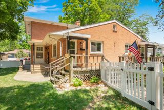 409 S Hamilton Street 409, Lockport, IL 60441