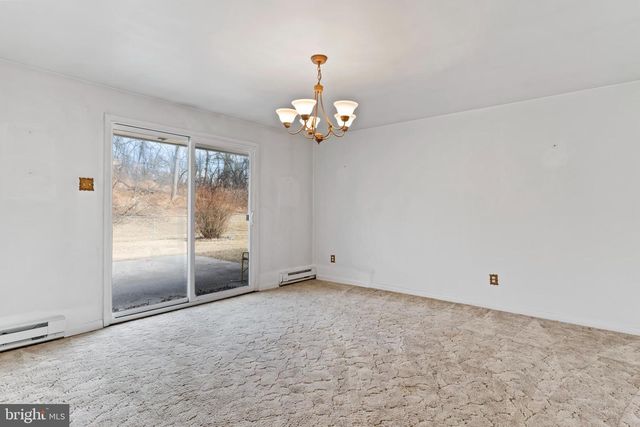 5380 WILSHIRE RD, Harrisburg, PA 17112