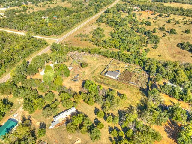 12724 S Coltrane Road, Edmond, OK 73034