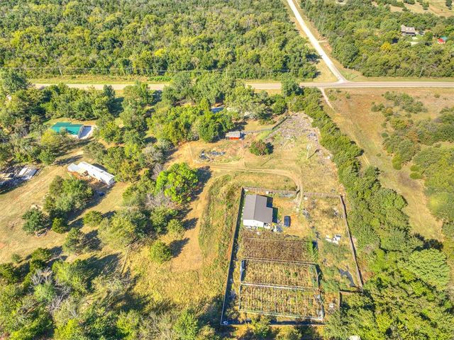 12724 S Coltrane Road, Edmond, OK 73034