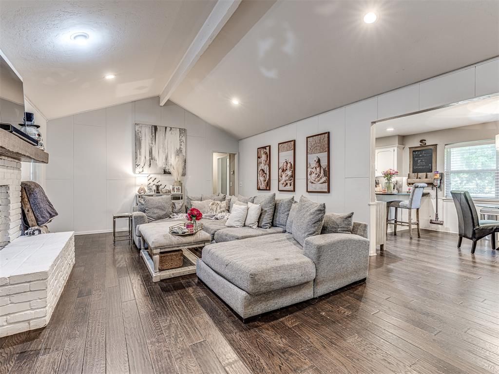 Image 33 of property listing at 12724 S Coltrane Road, Edmond, OK 73034