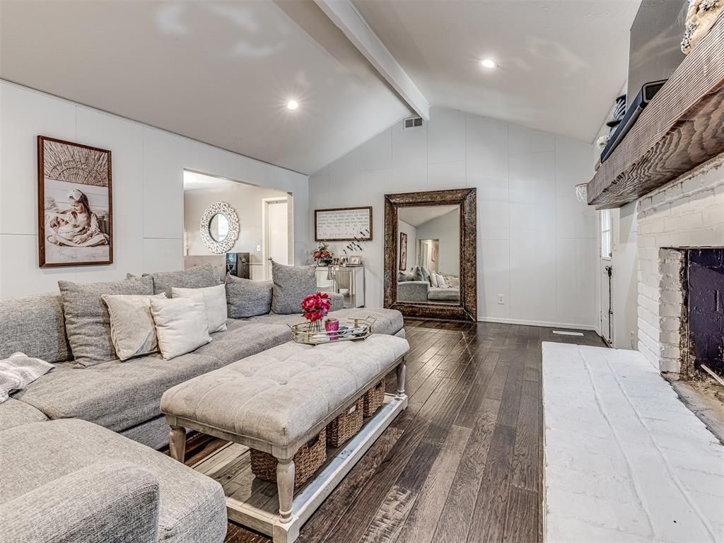 Image 36 of property listing at 12724 S Coltrane Road, Edmond, OK 73034