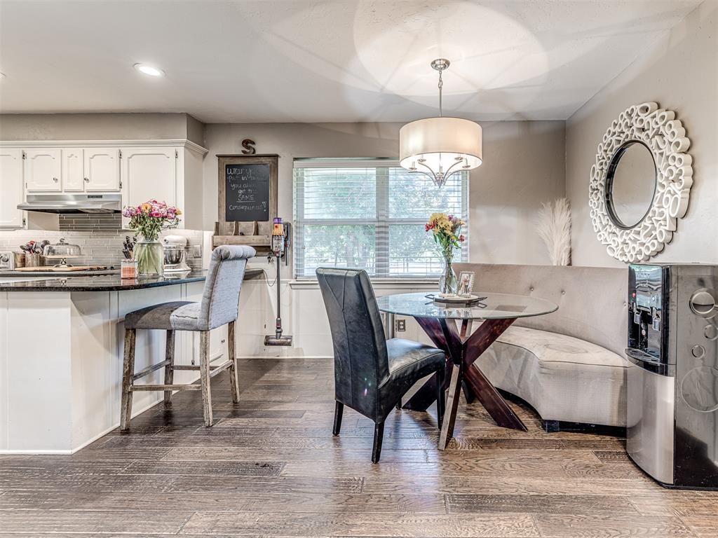 Image 37 of property listing at 12724 S Coltrane Road, Edmond, OK 73034