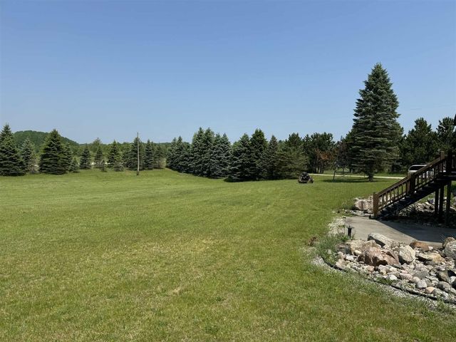 6294 100th Avenue, Evart, MI 49631