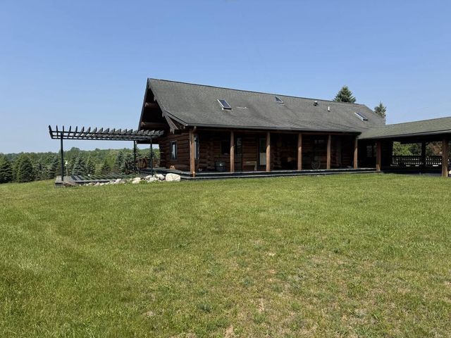 6294 100th Avenue, Evart, MI 49631