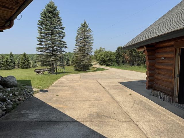 6294 100th Avenue, Evart, MI 49631