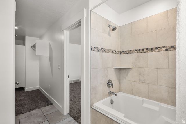 6558 S ASPEN LN, South Weber, UT 84405