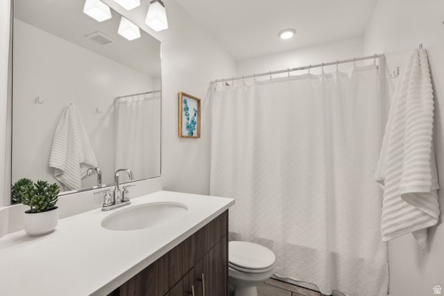 6558 S ASPEN LN, South Weber, UT 84405