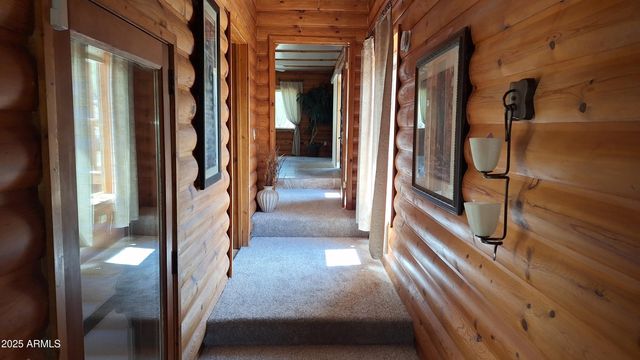 45427 N 14th Street, New River, AZ 85087