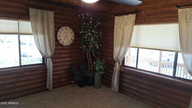 45427 N 14th Street, New River, AZ 85087