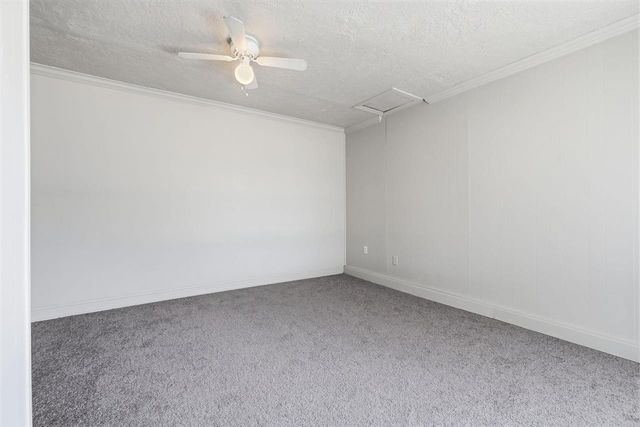 3004 NE Pioneer Blvd, Lawton, OK 73507