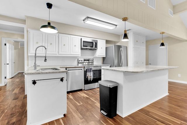211 Hideaway Lane Central, Hideaway, TX 75771