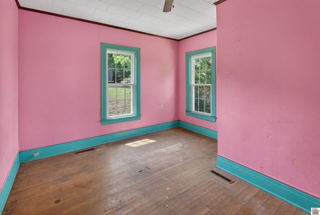 200 W 12th Street, Benton, KY 42025
