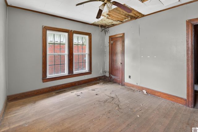 200 W 12th Street, Benton, KY 42025