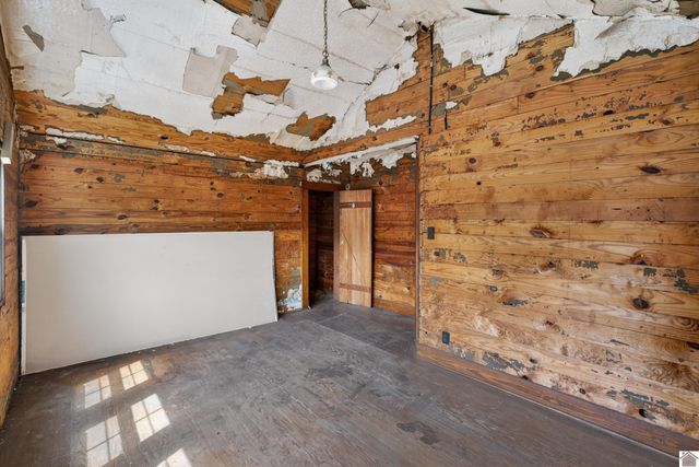 200 W 12th Street, Benton, KY 42025