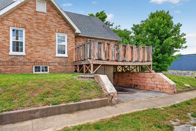 200 W 12th Street, Benton, KY 42025