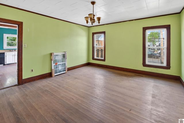 200 W 12th Street, Benton, KY 42025