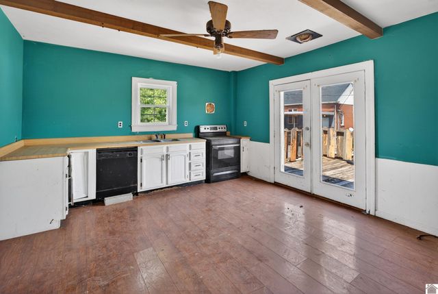 200 W 12th Street, Benton, KY 42025