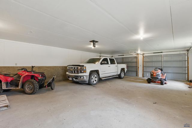 13741 CHIPMUNK PL, Rapid City, SD 57702
