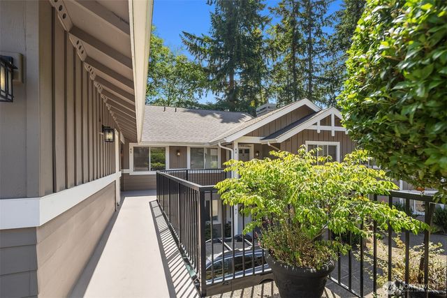 3636 255th Lane SE #45, Sammamish, WA 98029