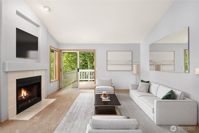 3636 255th Lane SE #45, Sammamish, WA 98029