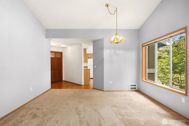 3636 255th Lane SE #45, Sammamish, WA 98029