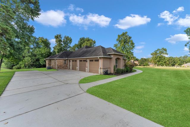 1735 Opal Trail, Willis, TX 77378